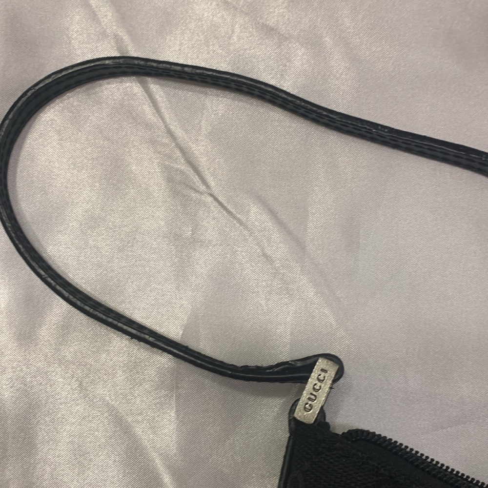 Gucci Boat Pochette Bag - Picture 13 of 16